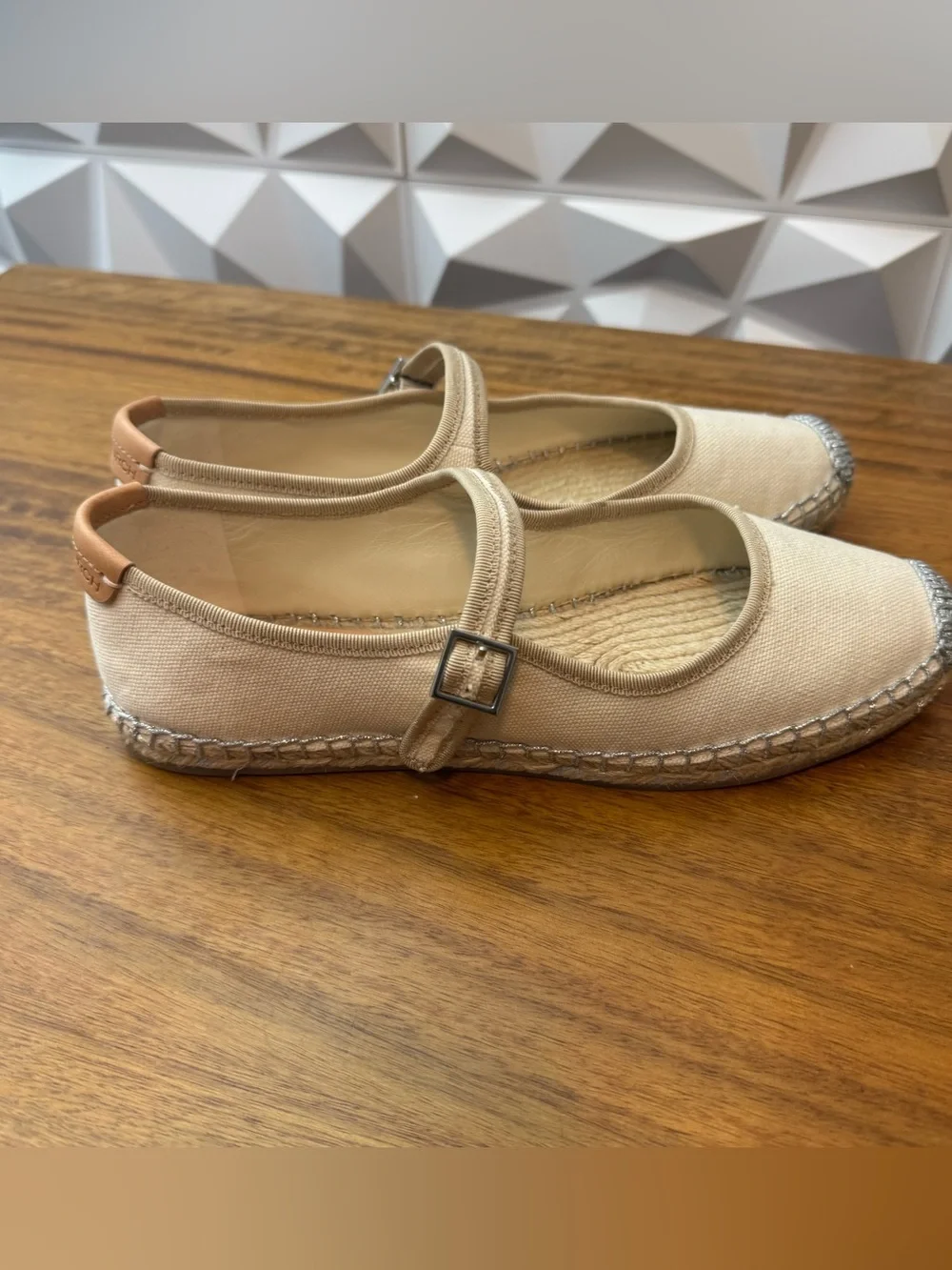 Tory Burch authentic tory